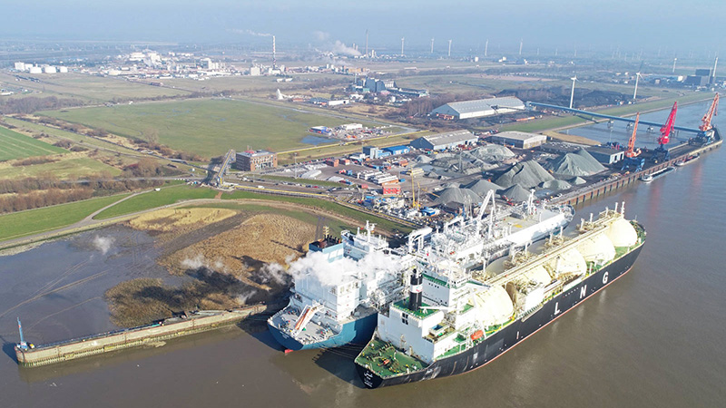 Aerial view of the FSRU Höegh Gannet terminal.